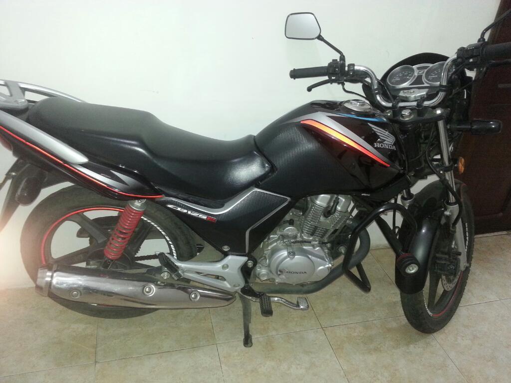 Moto Honda sin Rayones