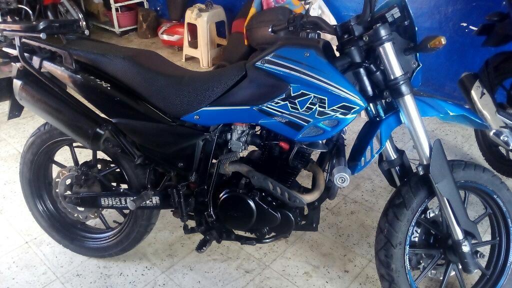 Venfo Moto Xm 180 2012