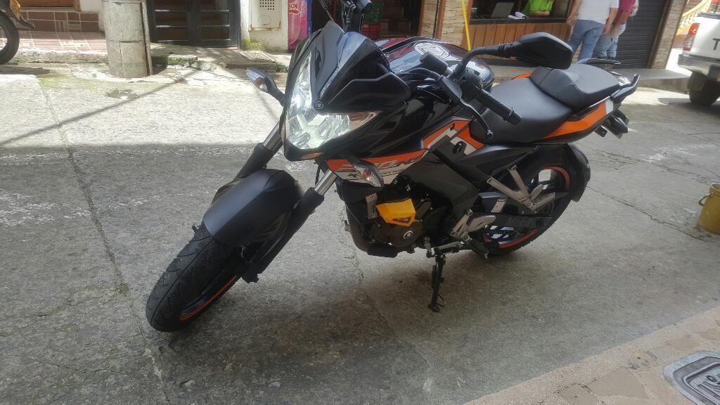 Pulsar Ns 200, Modelo 2016, 7800 Km