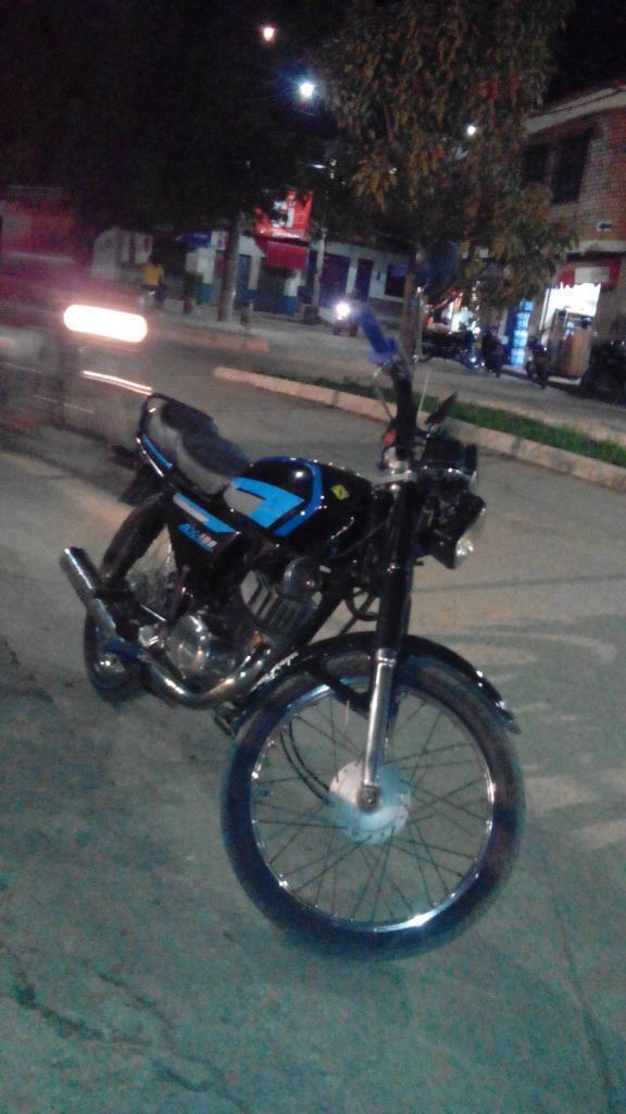 Vendo O Cambio por 4t Linda Ax 100