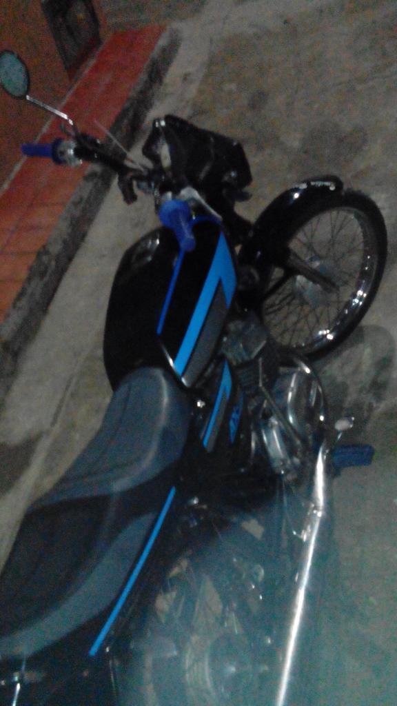 Vendo O Cambio por 4t Linda Ax 100