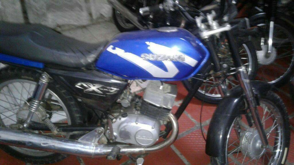 Se Vende Moto Ax 100 con Traspaso