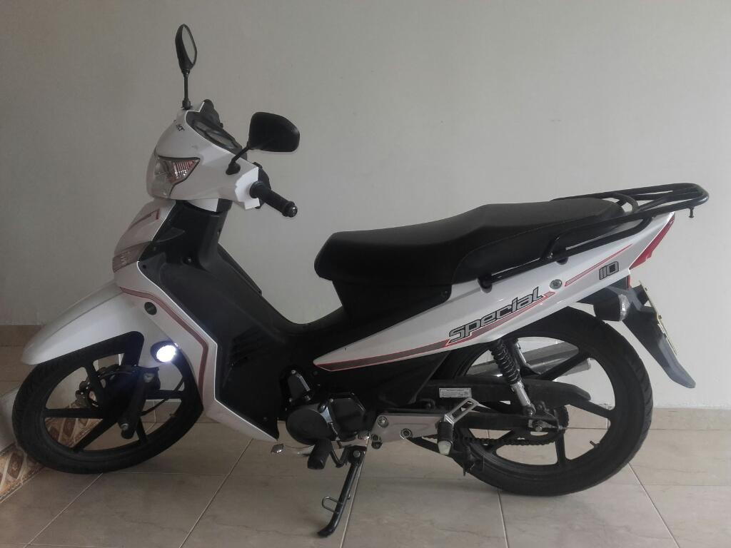 Vendo Moto Akt 110