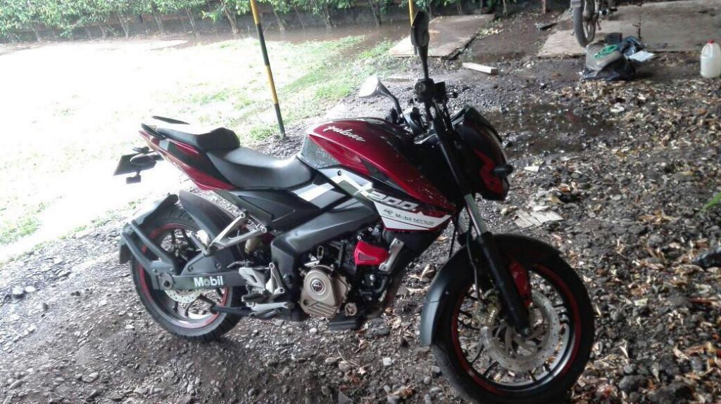 Pulsar ns200