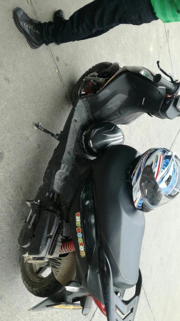 Vendo Hermosa Moto Akt 125