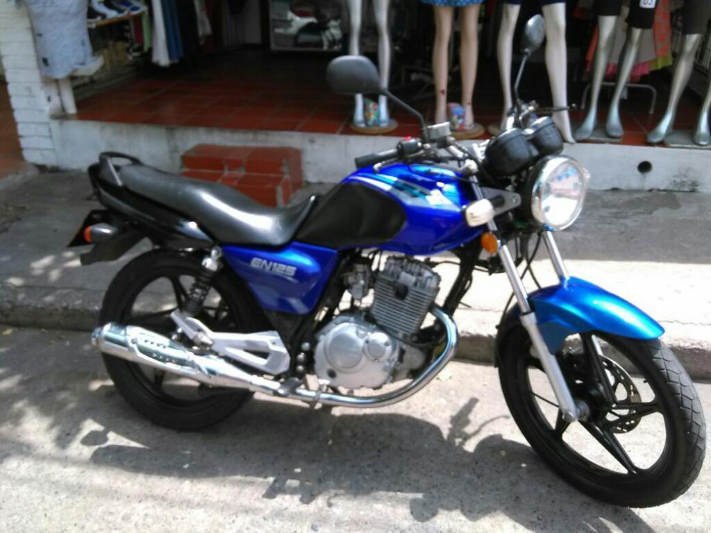 Se Vende en 125 Papeles Al Dia