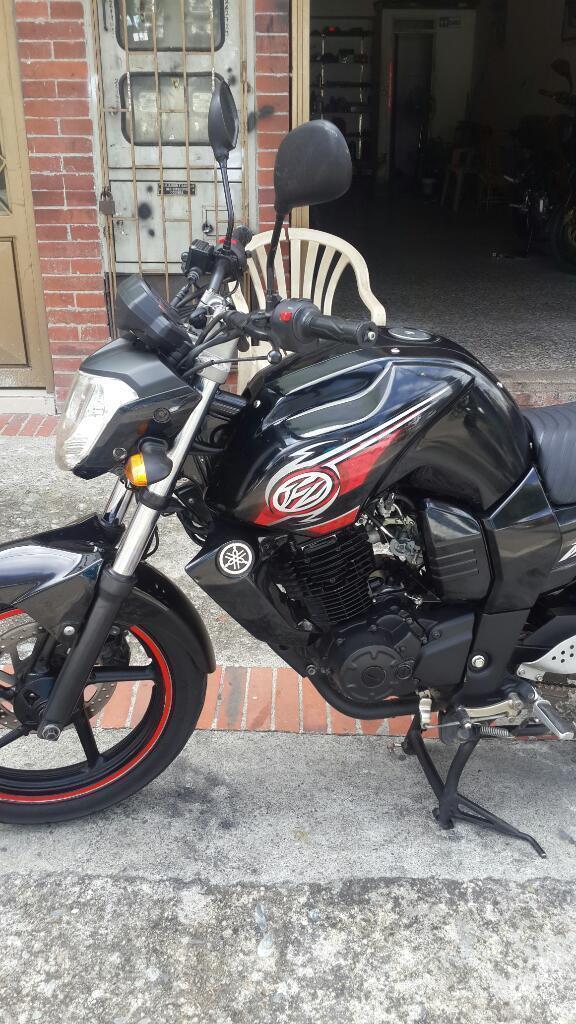 Se Vende Moto Yamaha Fz 2014