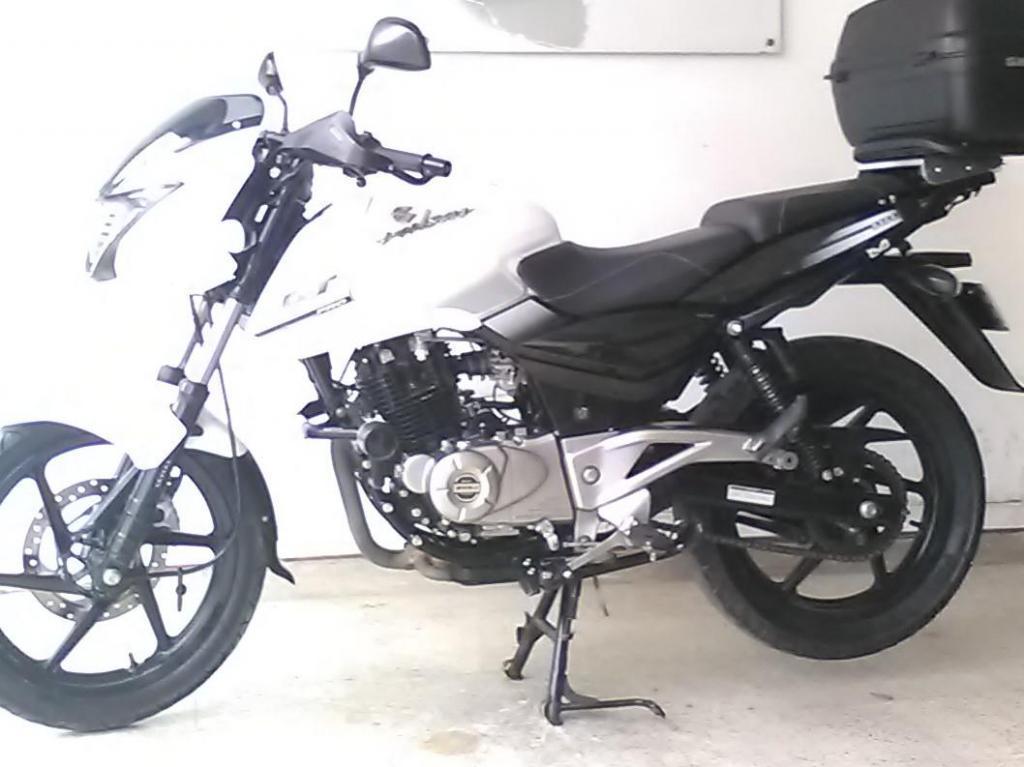 PULSAR 180 MODELO 2015