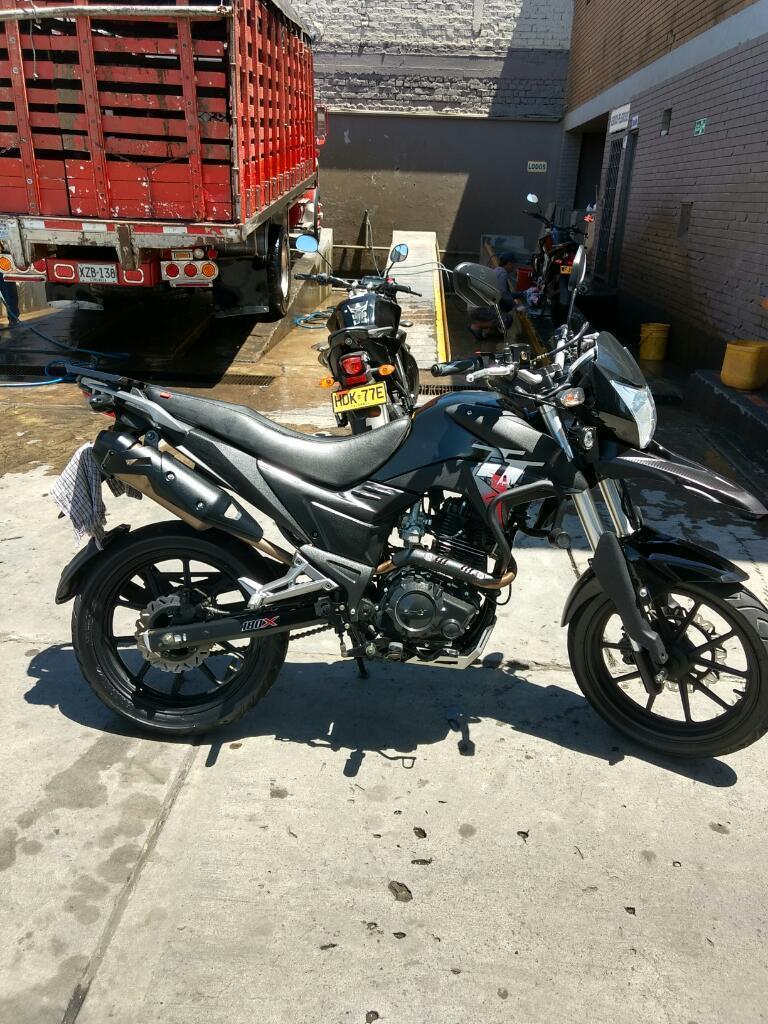 Vendo Moto Ttx 180