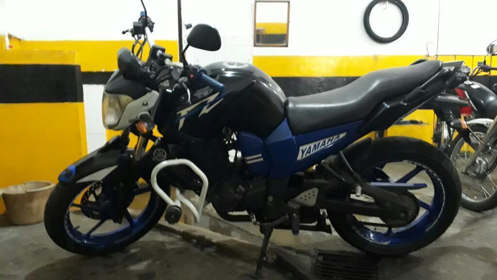 Fz 2010. Vendo. Cambio