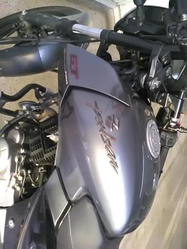 BAJAJ PULSAR 180 MODELO 2016