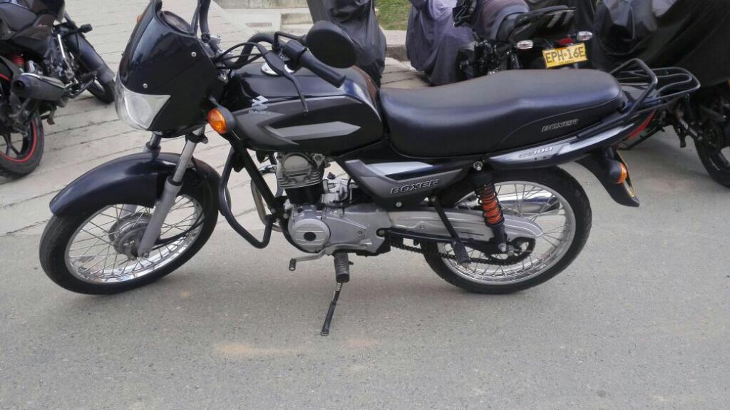 Vendo Moto Boxer 100 en Exelente Estado