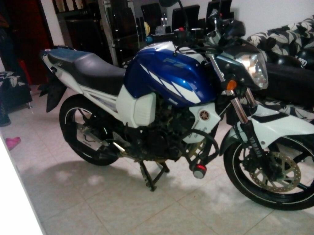 Vendo Moto Fz