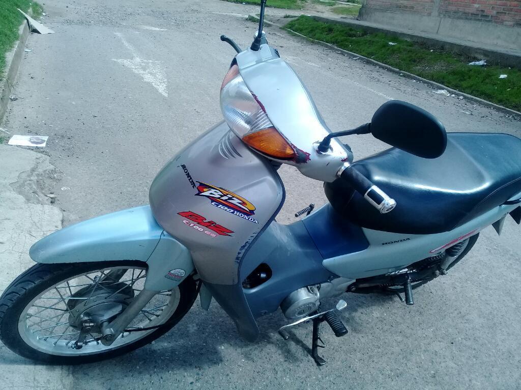 Moto Biz C100