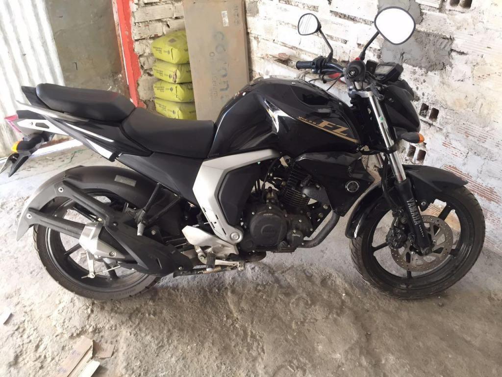 FZ VERSION 2.0 INYECCION MODELO 2017