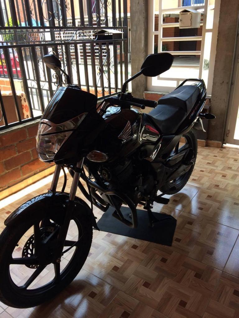 Gangazo se vende honda cbf 150 2015