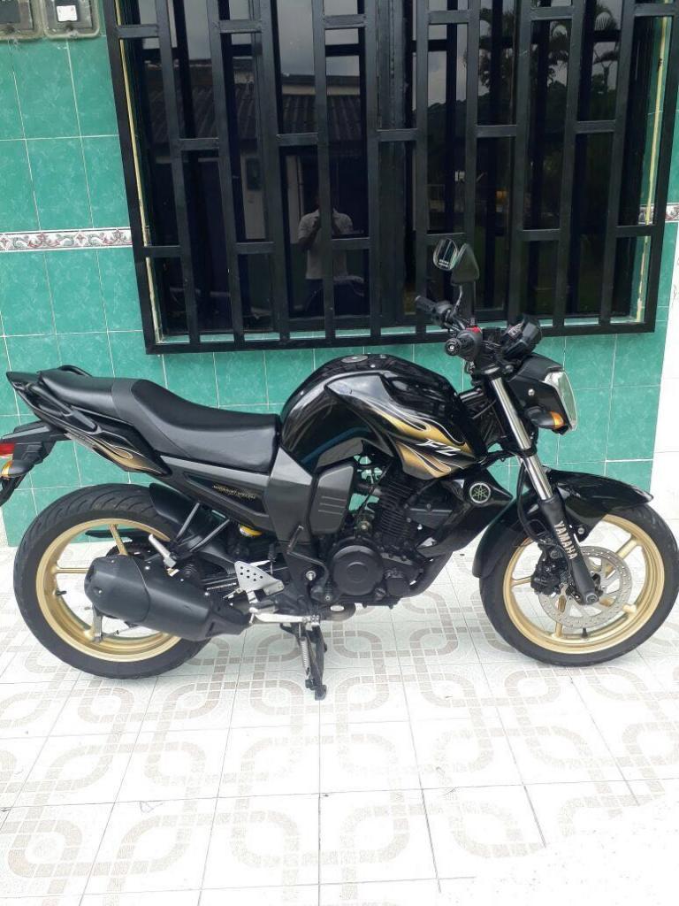 Yamaha Fz