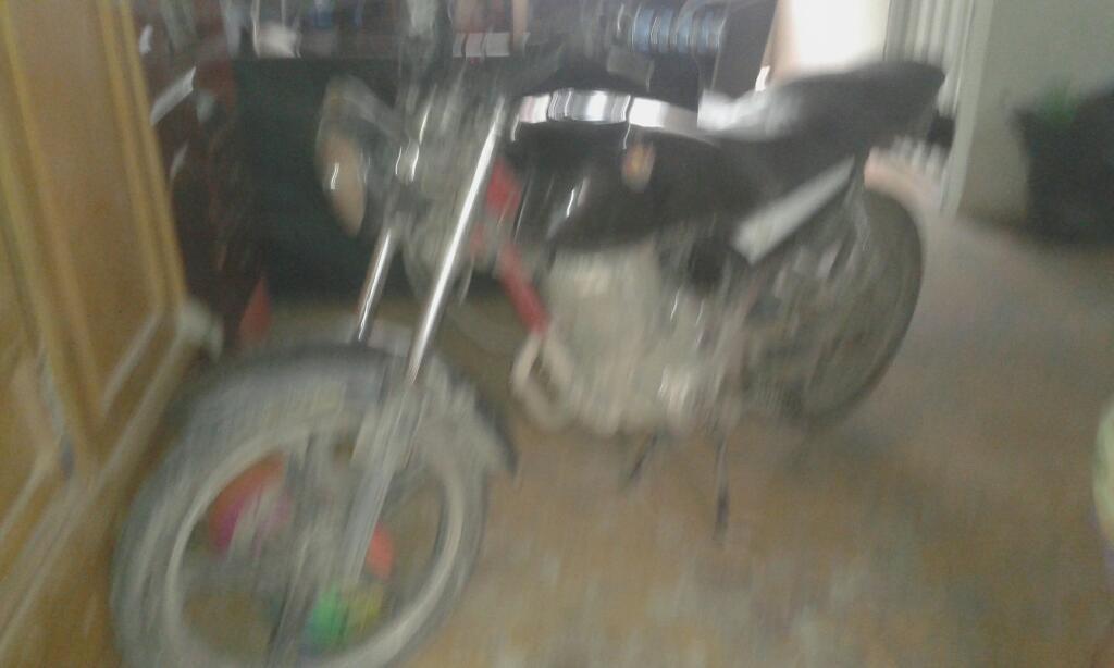 Vendo O Permuto por Ax 100