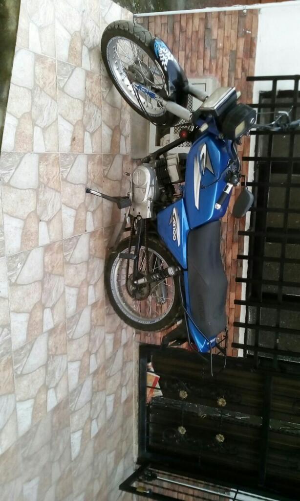 Moto Suzuki 100