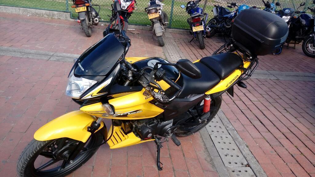 Vendo Moto Homda Sbf 125 Modelo 2013