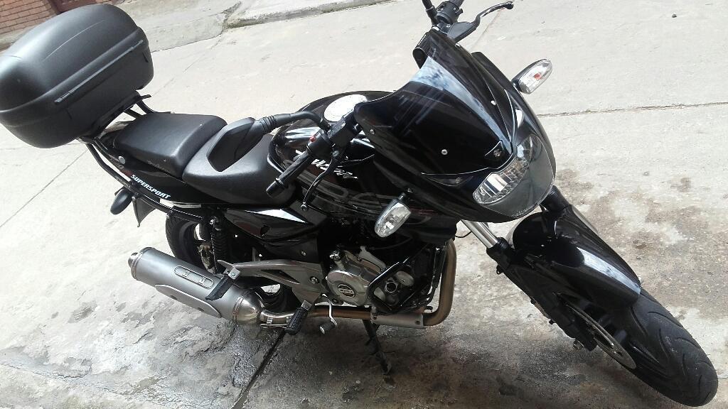 Vendo Moto Pulsar 220 Ss Modelo 2015