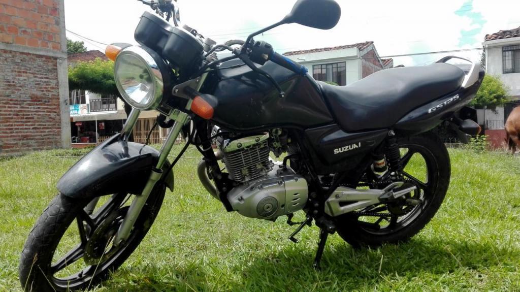 MOTO SUZUKI GS 125 MODELO 2009 UNICO DUEÑO