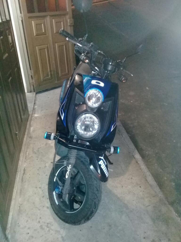 Vendo Moto Bwis X