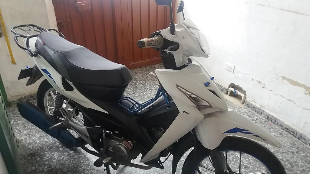 Moto akt 125 modelo 2017