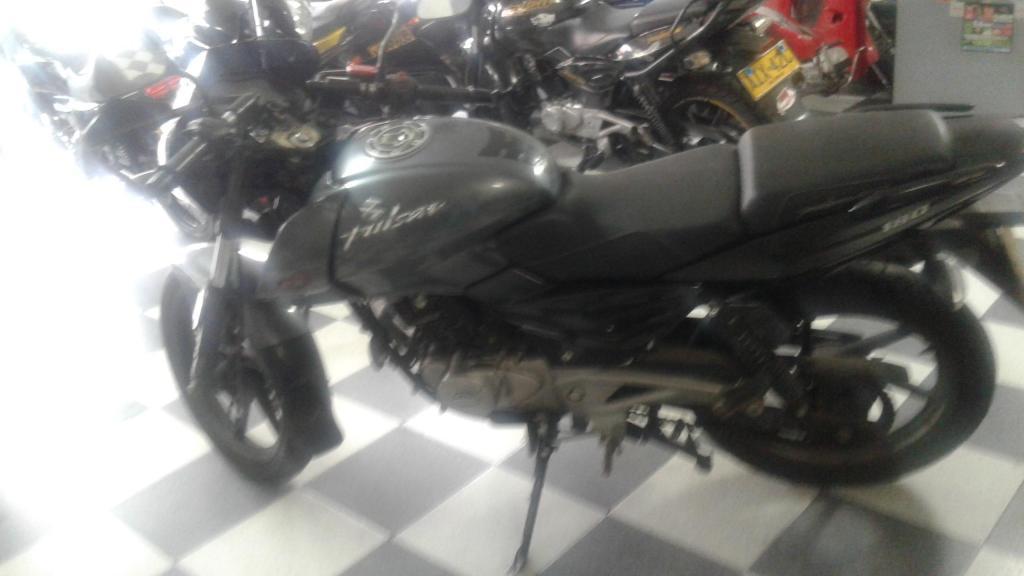 pulsar ug 2015 papelles nuevos traspaso inclñuido 4500000