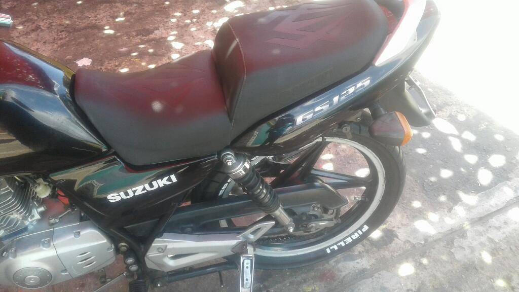 Moto Suzuki Gs 125