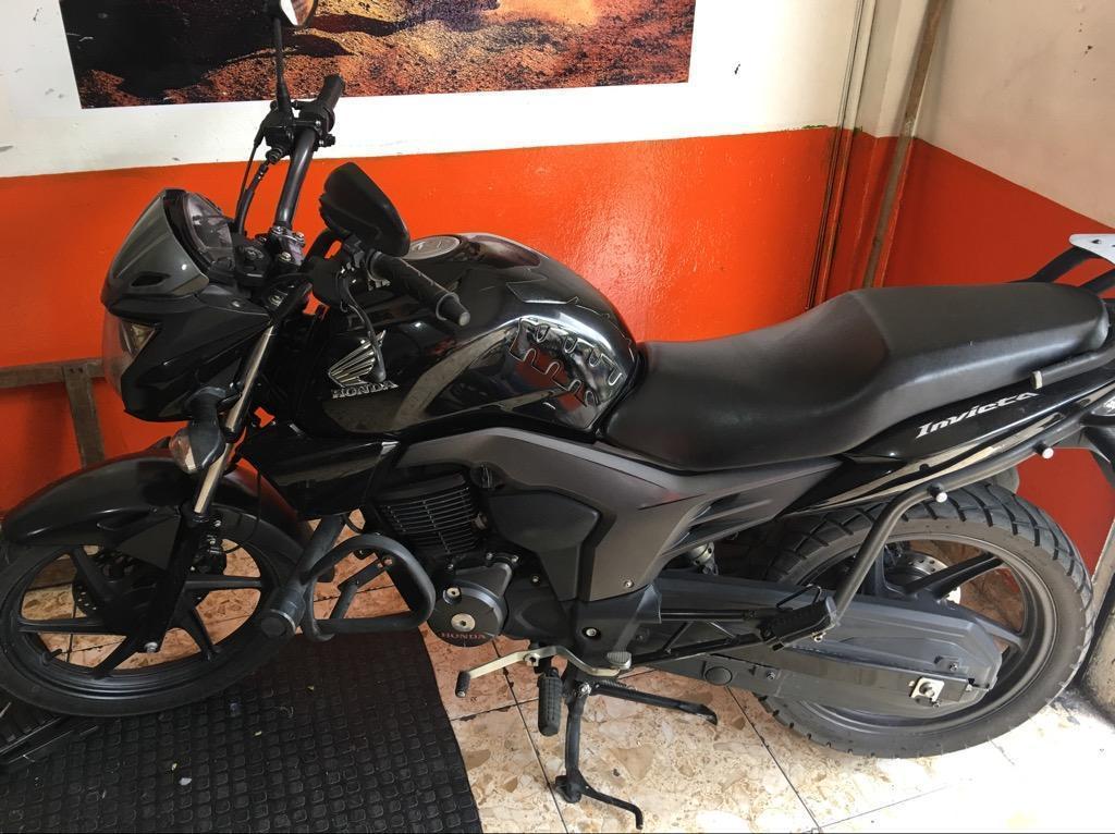 Honda Invicta 2015 Soat Y Tecno Julio