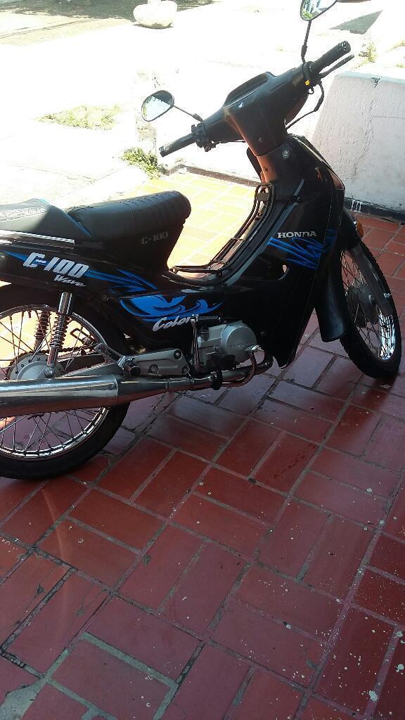 Vendo Honda C100 2006 Solo Tarjeta Full
