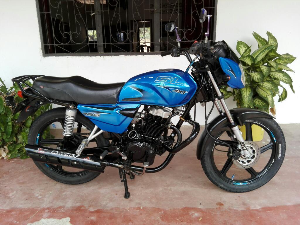 Vendo Akt Sl 125 Modelo 2015