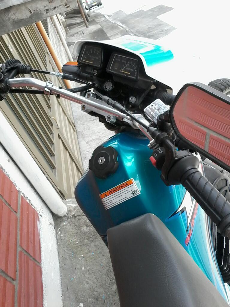 Vendo O Cambio Dt 125 Modelo 2000