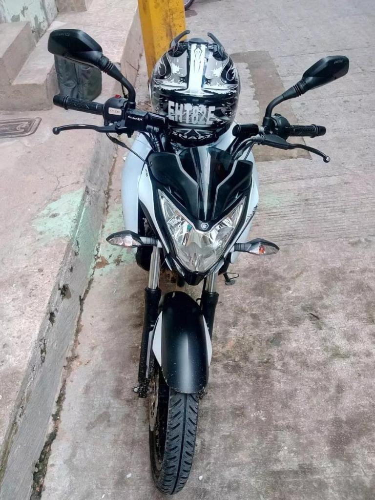 VENCAMBIO Pulsar Ns 150 Modelo 2017 4500 Km