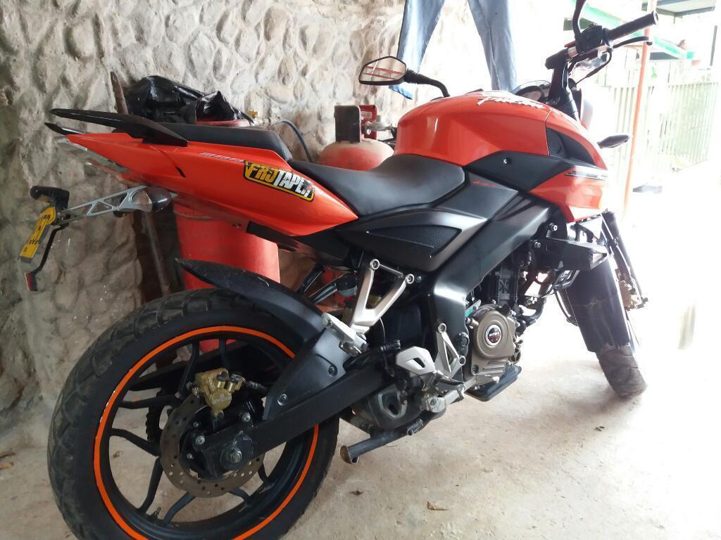 Se Vende Ns 200 2016