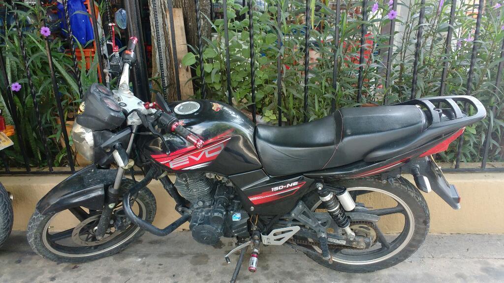 Motocicleta Evo 150