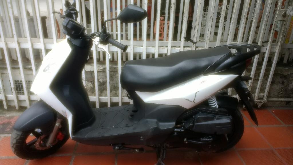 Akt Dinamic125 Modelo 2015