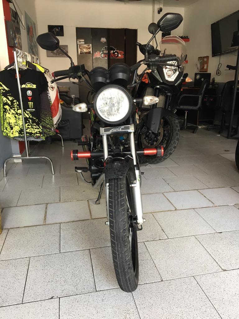 Vendo Moto Akt 125