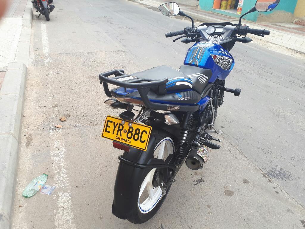 Pulsar 135 :3115698087