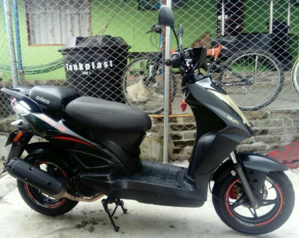 Vendo Moto Agility Modelo 2013