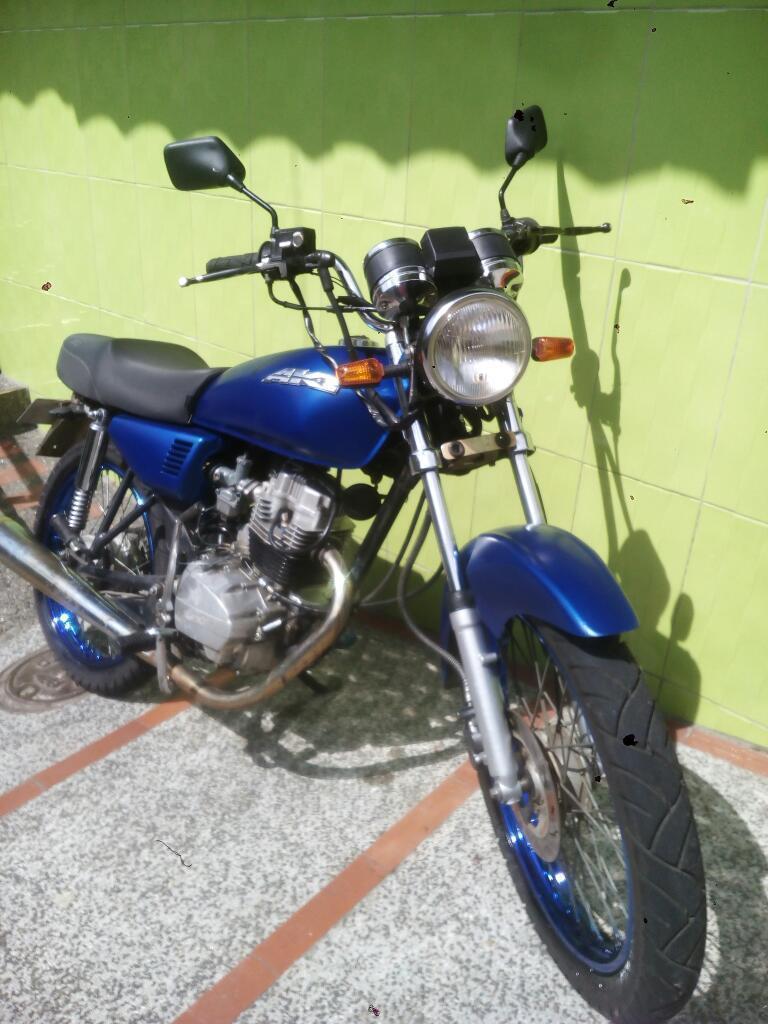 Vendo O Permuto Akt 125