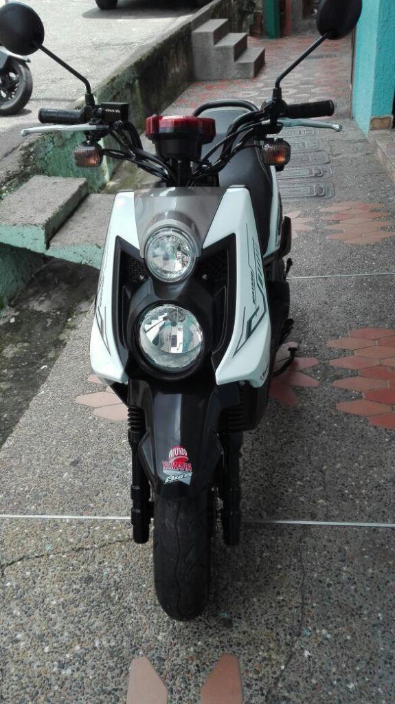 Se vende moto Bws X2 2016