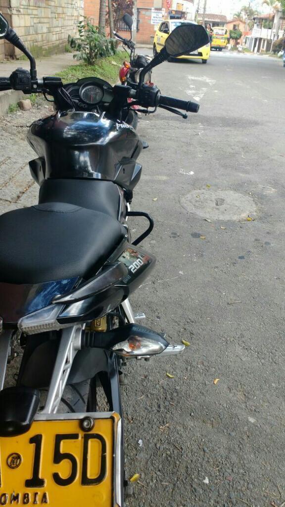 Vendo Moto Pulsar Ns 200