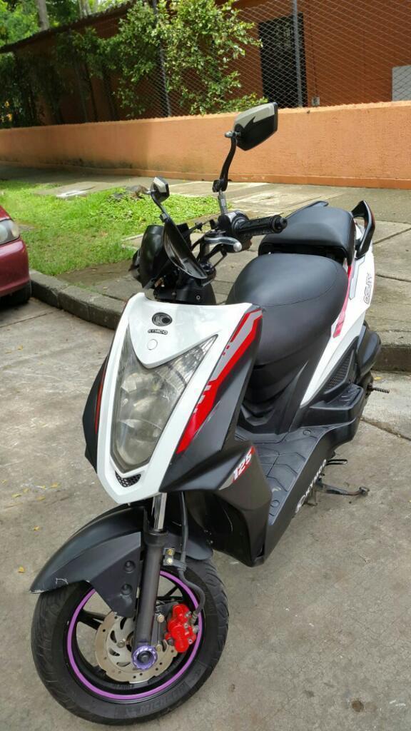 Agility Muy Bonita Exelente Condiciones