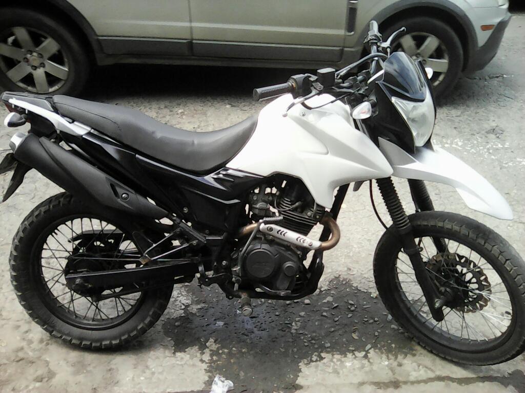 Vendo Akt Tt 125 Modelo 2014