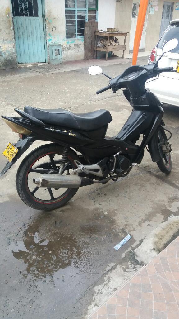 Vendo Moto Akt Flex Modelo 2011