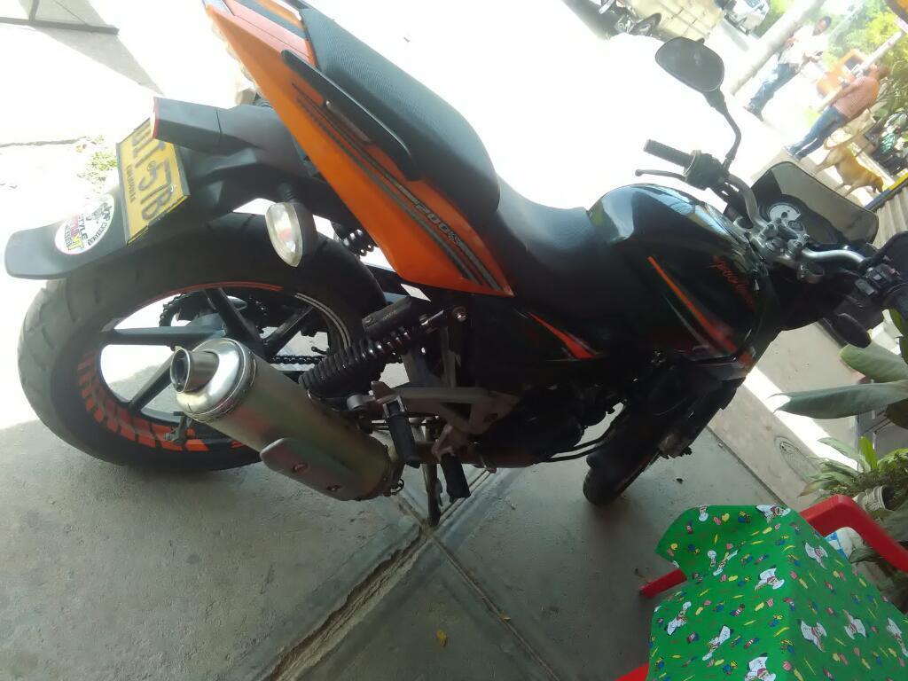 Se vende pulsar 200 super mela exelente