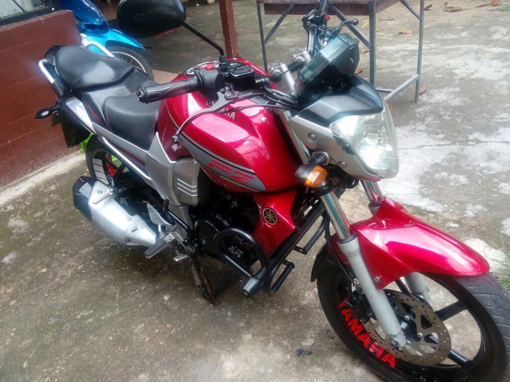 Vendo Fz Seguro Y Tecno hasta Mayo 2018