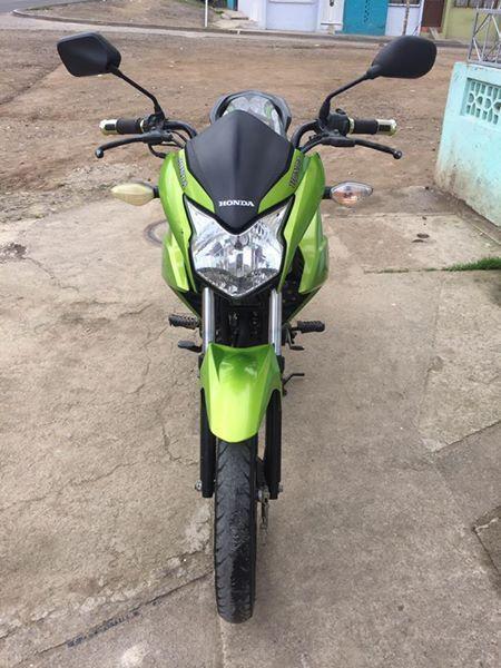 Vendo Moto CB110 Modelo 2015